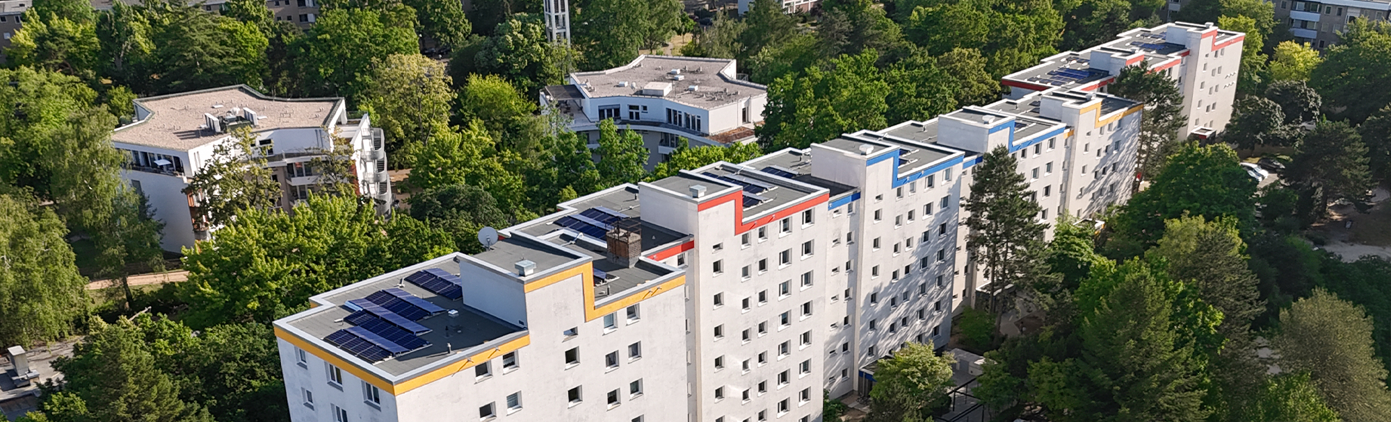 Mudrastrasse-Mieterstrom-bbg-Berliner-Baugenossenschaft-Photovoltaikanlage-01